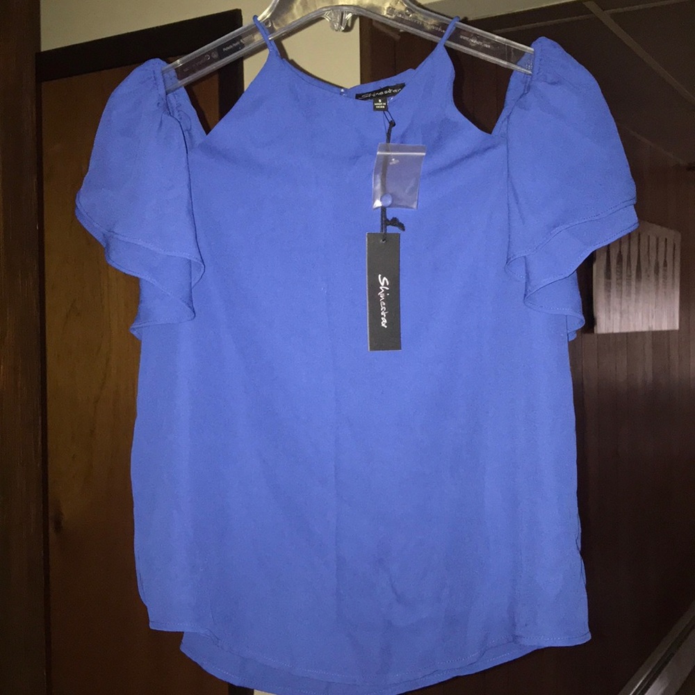 Blue cut out shoulder short sleeve shirt